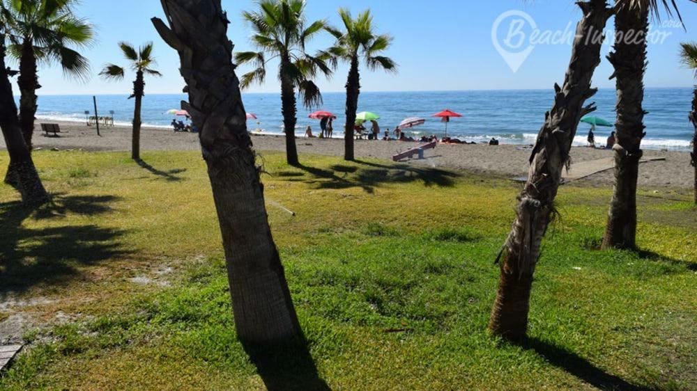 Apartamento 60 M2 En La Playa Torre de Benagalbon Zewnętrze zdjęcie