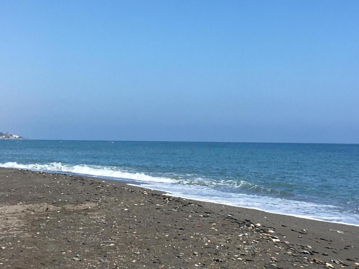 Apartamento 60 M2 En La Playa Torre de Benagalbon Zewnętrze zdjęcie