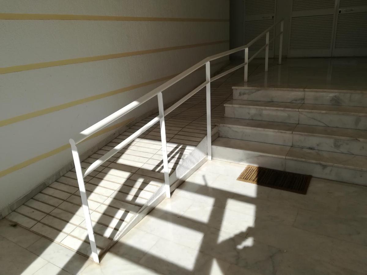 Apartamento 60 M2 En La Playa Torre de Benagalbon Zewnętrze zdjęcie